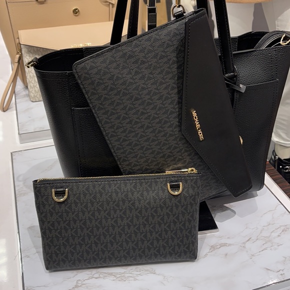 Michael Kors Maisie Large Pebbled Leather 3-in-1 Tote Bag - Picture 11 of 16